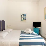 L\'Olivier - Bel Appartement Au Calme A 2 Pas Du Vieux Port